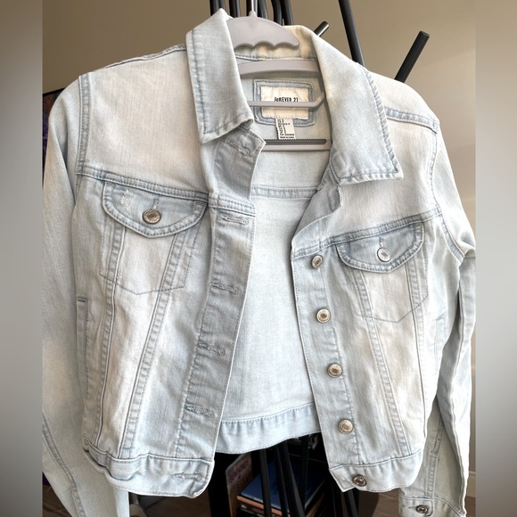 Forever 21 cropped denim jacket size S - Picture 1 of 8